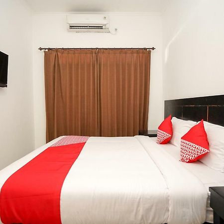 Oyo 969 Penginapan Darma I Surabaya Kültér fotó